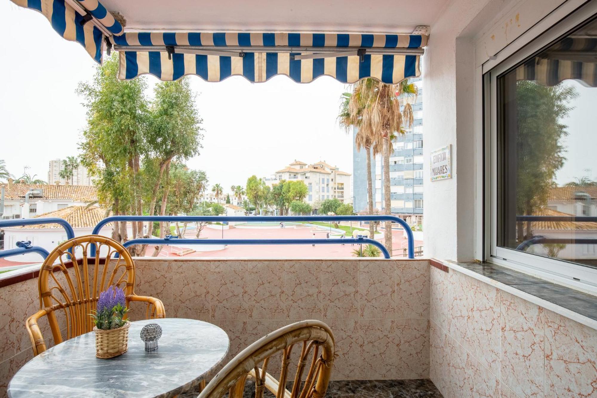Apartamento En Complejo Residencial Con Piscina Y Garaje A 100M Del Mar Las Canteras  Exterior photo